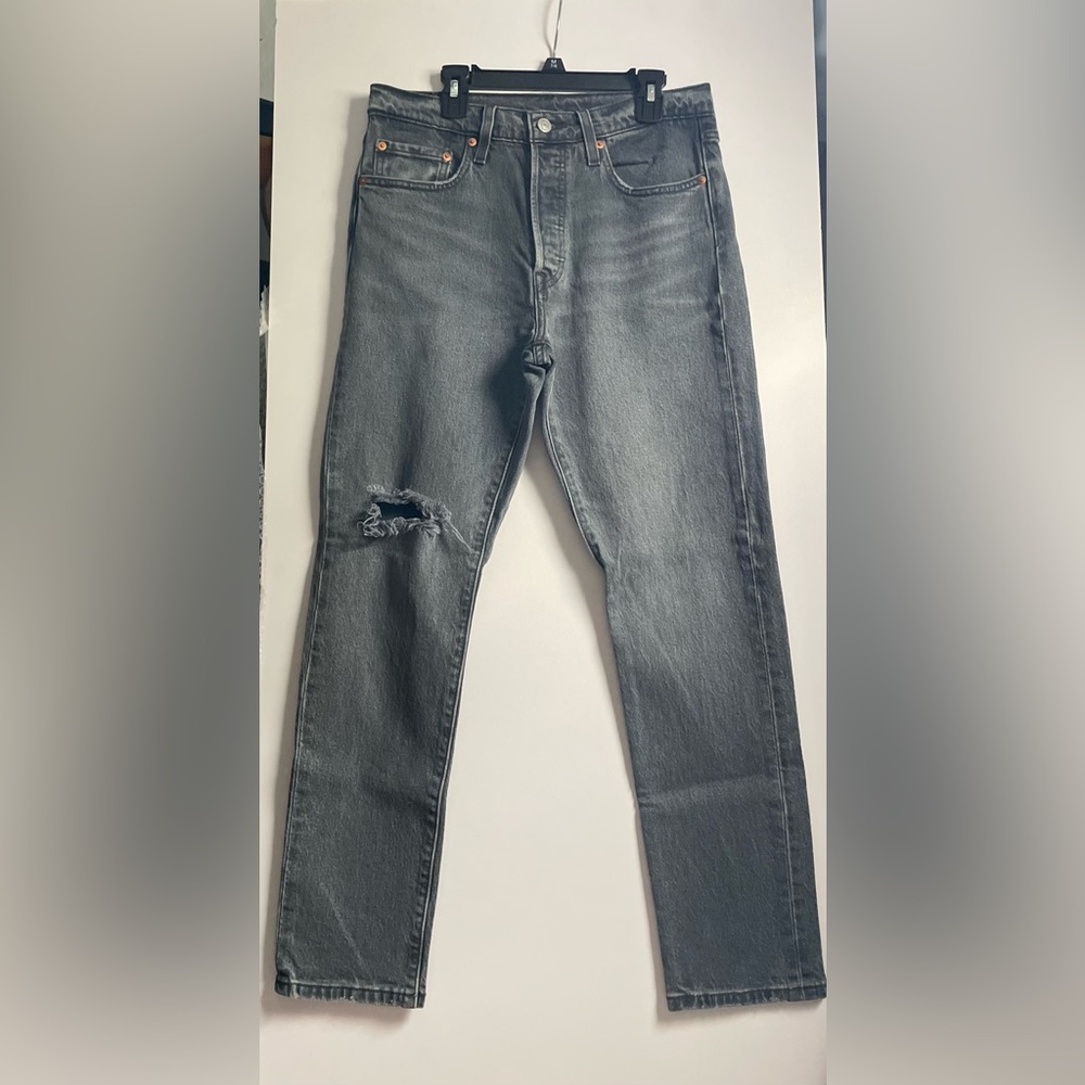 Levi’s 501 Series Gray Skinny Jean For Womens